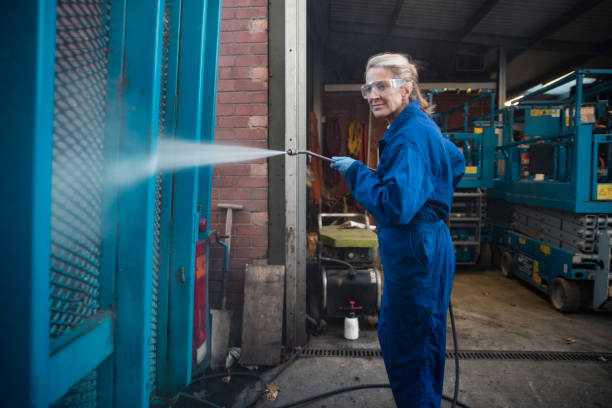 Best Machinery and Equipment Cleaning  in Woodmont, CT